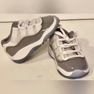 NWB- BABY JORDAN RETRO 11'S LOW GRAY